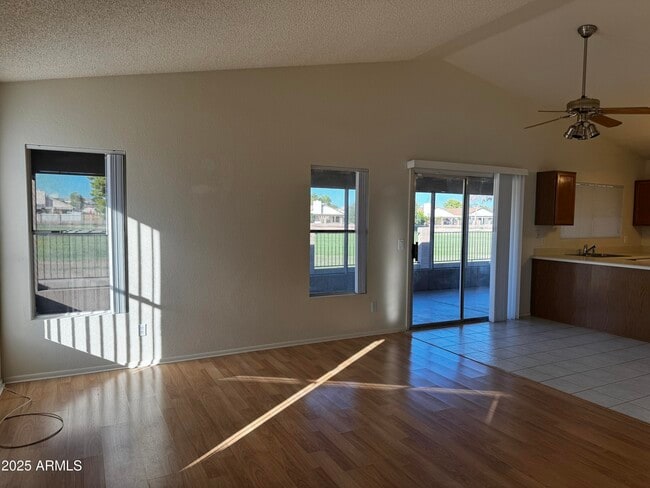 Photo - 10830 W Diana Ave