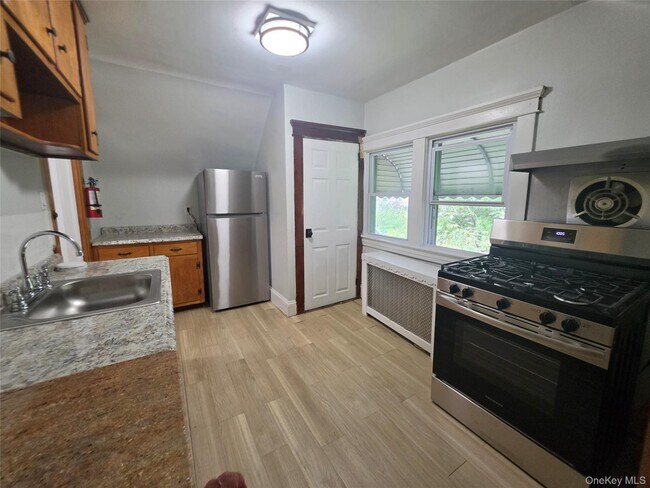 Photo - 81 Waring Pl Unit 3