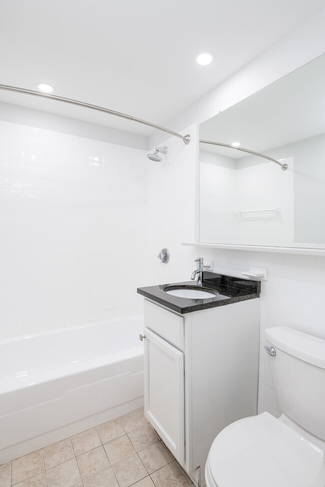 Photo - 1410 Columbia Rd Unit 18G