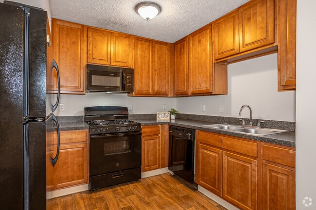 2BR, 2.5BA - 1,266SF - The Iron - Kitchen
