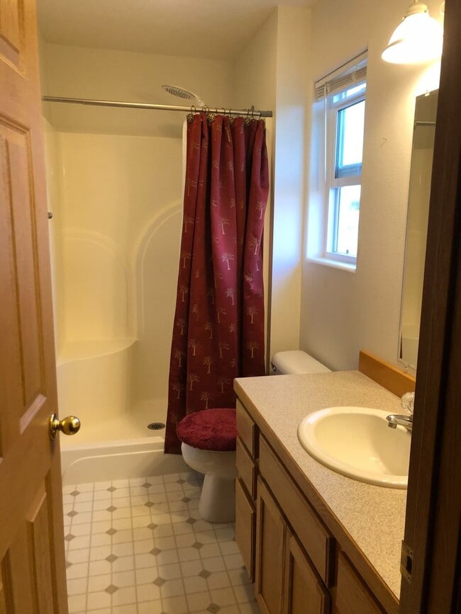 Photo - 170 Latigo Dr