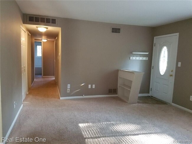 Photo - 4738 Halberd St
