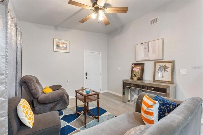 Photo - 1495 Penniwa St