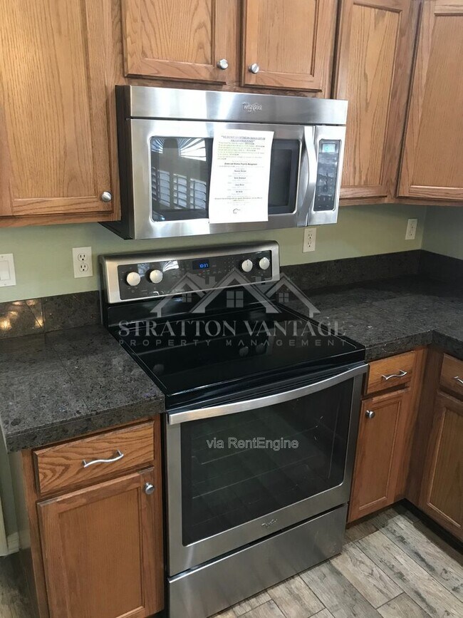 Photo - 42006 W Anne Ln