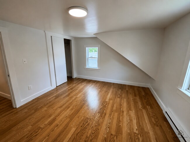 Photo - 37 Windsor St Unit 2