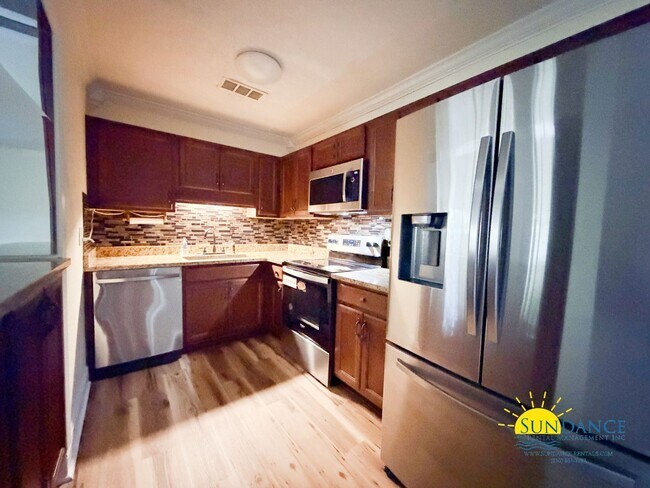 Photo - Lovely 4 Bedroom Home Close to Ferry Park