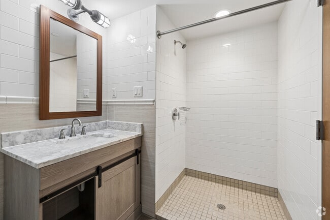 1BR, 1BA - 1,424SF - Bathroom