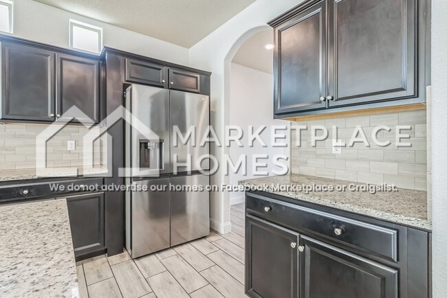 Photo - 2426 Valdes Dr