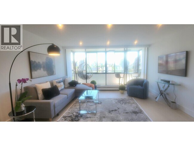Photo - 1725 Pendrell St Unit 1806