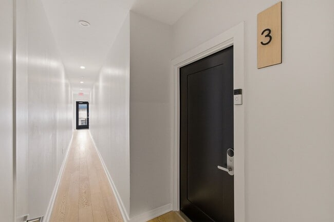 Photo - 531 Kennedy St NW