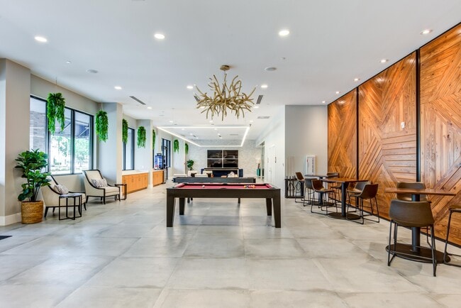 Photo - Zona Village