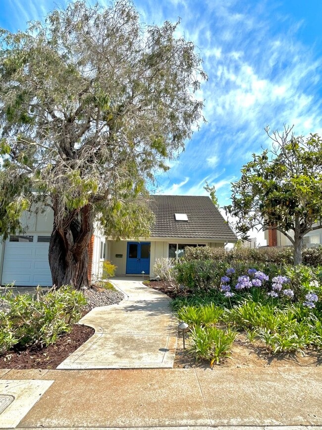 Photo - Beautiful fully remodeled home in sunny San Diego!