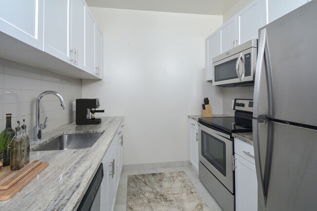 Building Photo - The Brunswick Rental