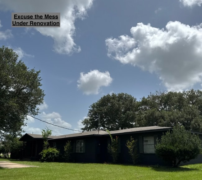 Building Photo - 317 Owens Rd Rental