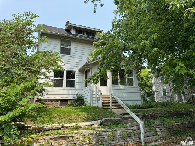Building Photo - 1018 Arlington Ct Rental
