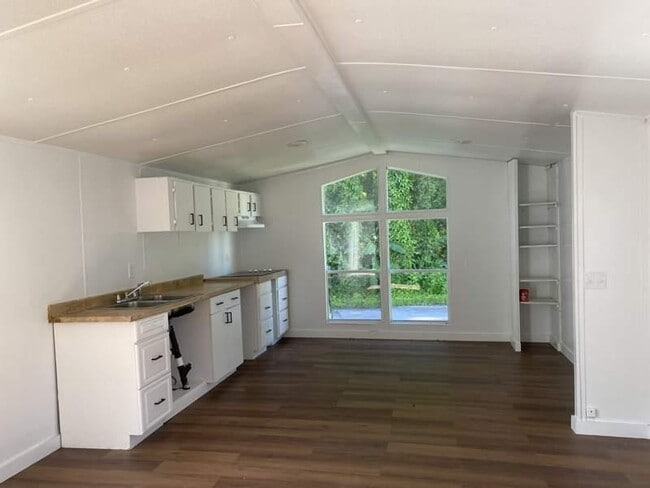 Photo - 925 Ponce De Leon Blvd