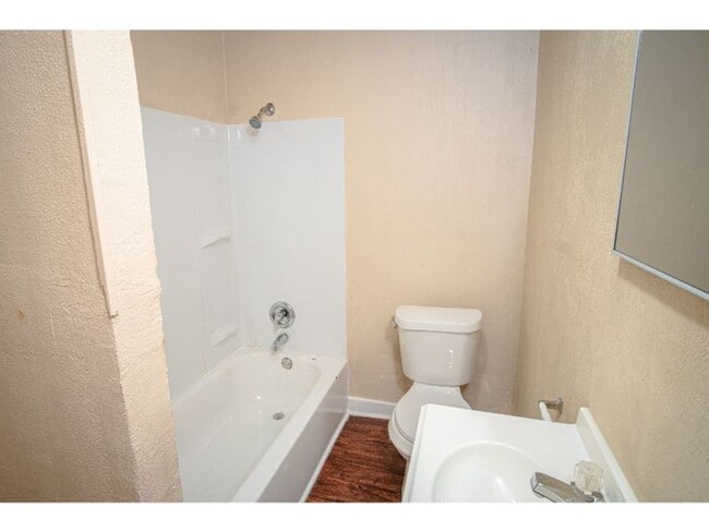Photo - Happy and Convenient Home Near Downtown