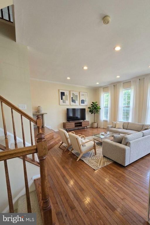 Photo - 21234 Millwood Square