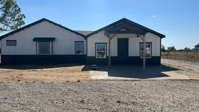 Building Photo - 512 Stoney Acres