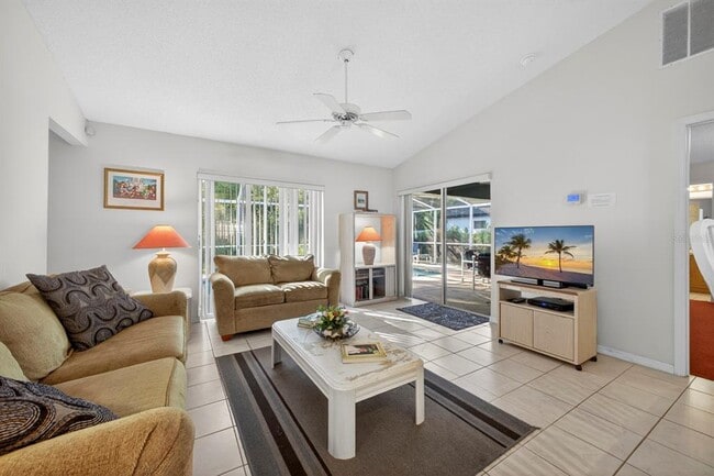 Photo - 1416 Thousand Oaks Blvd
