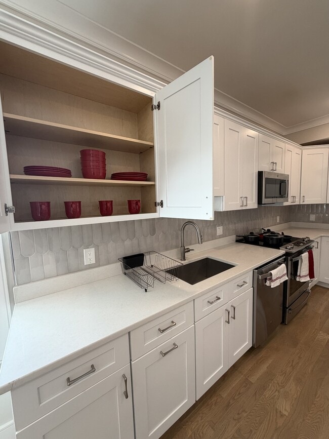 Photo - 104 Warren St Unit 7