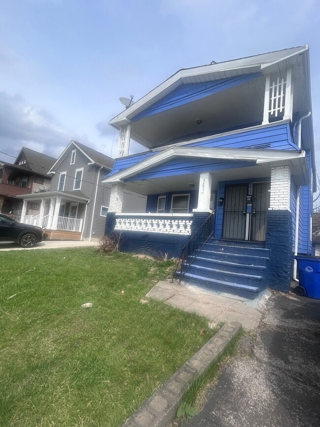 Building Photo - 3391 E 134th St