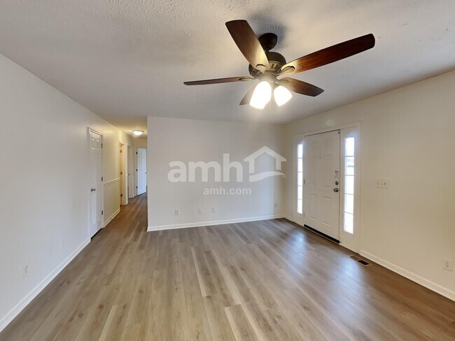 Photo - 807 Stewart Valley Dr