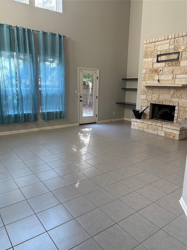 Photo - 104 San Matteo St