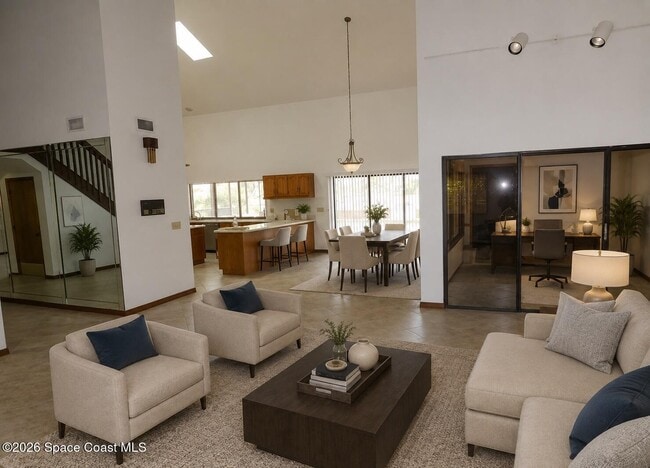 649 Woodbridge Dr