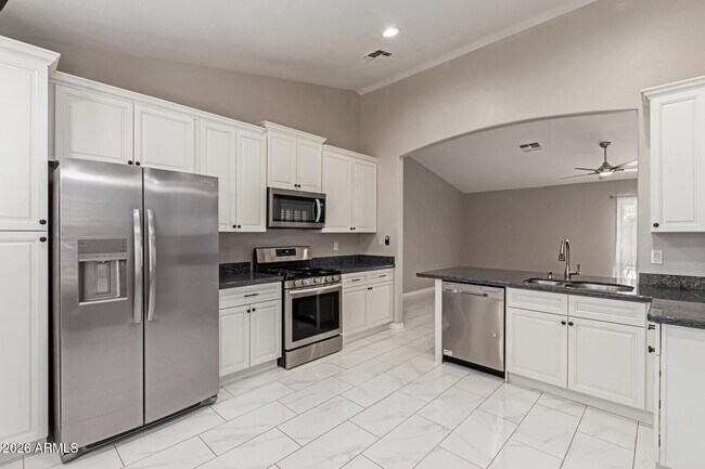 Photo - 16523 W Saguaro Ln