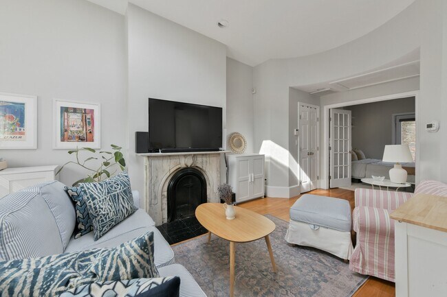 Photo - 219 W Newton St Unidad 4