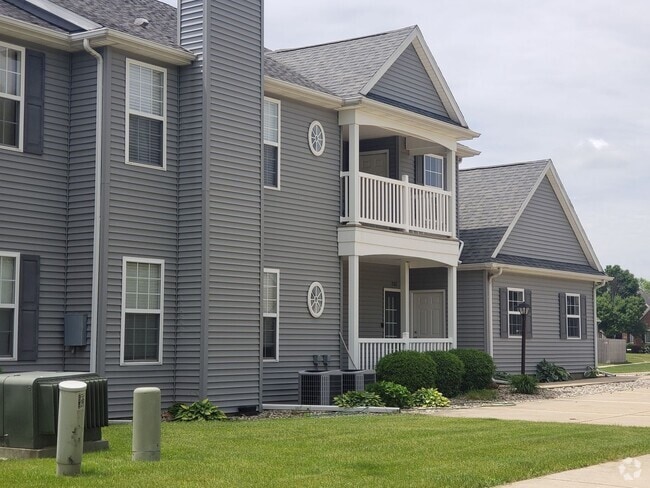 Building Photo - Move in Special! Rental