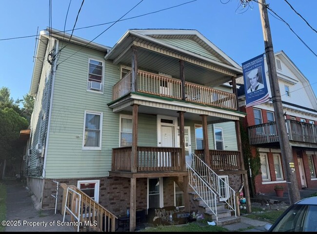 Building Photo - 409 Pittston Ave Rental
