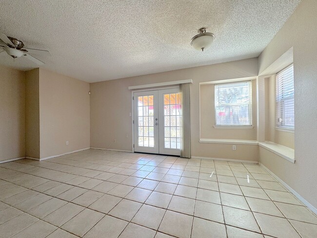 Photo - East El Paso 3 bed Refrig A/C!