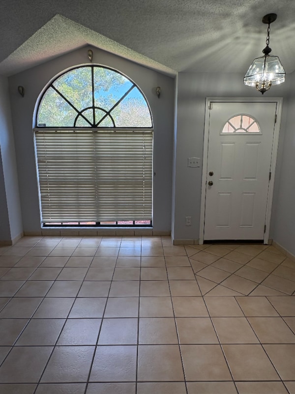 Photo - 4816 Miranda Cir