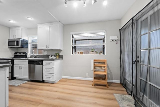 Photo - 3140 Midway Dr Unidad A107