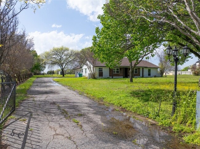 Photo - 3903 Dublin Rd