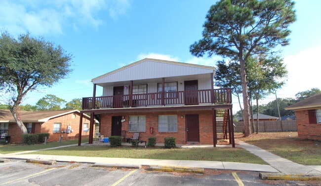 Building Photo - Move-In Ready 1BR/1BA Apartment in NE Pensacola – Close to UWF and West Florida Hospital Unit B2
