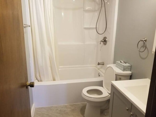 Photo - 519 Morris St