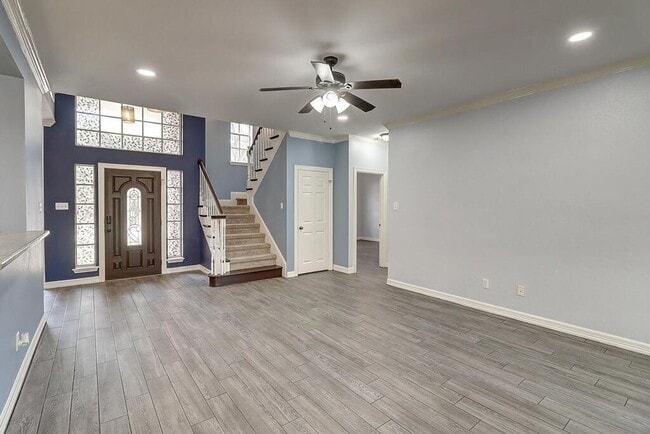 Building Photo - 7810 Duchess St