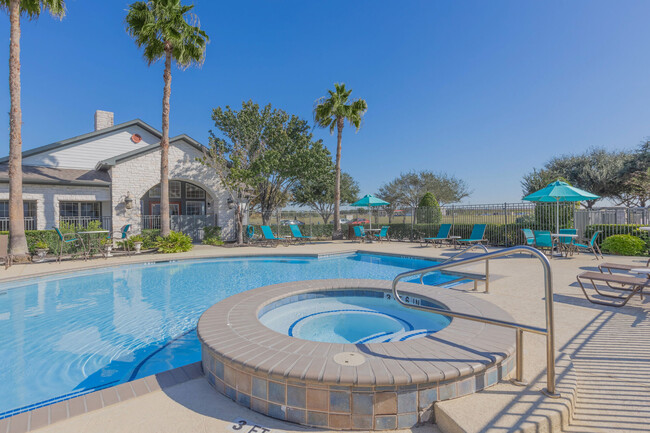 Building Photo - Stonebridge at City Park Rental