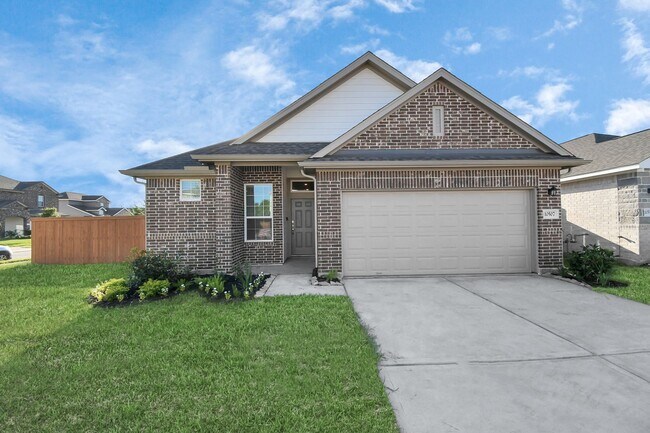 Building Photo - Elm