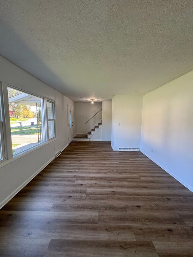 Photo - Three bedroom two bathroom home for rent