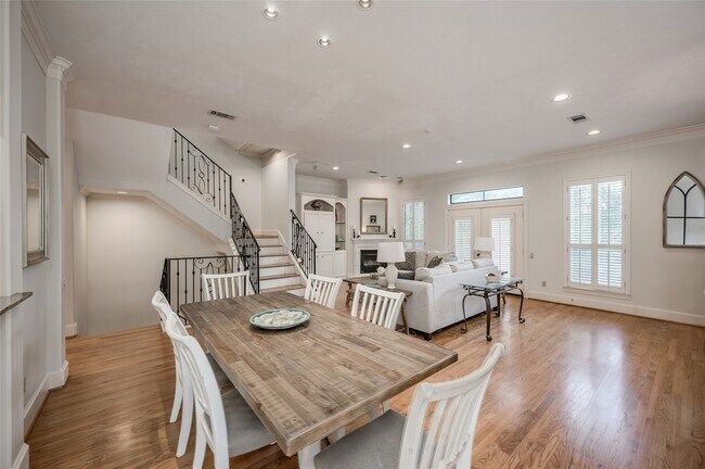 Photo - 3511 Yupon St