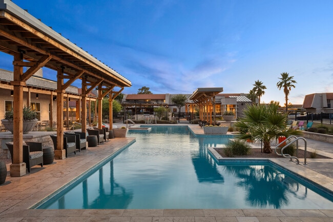 Building Photo - Denim Scottsdale
