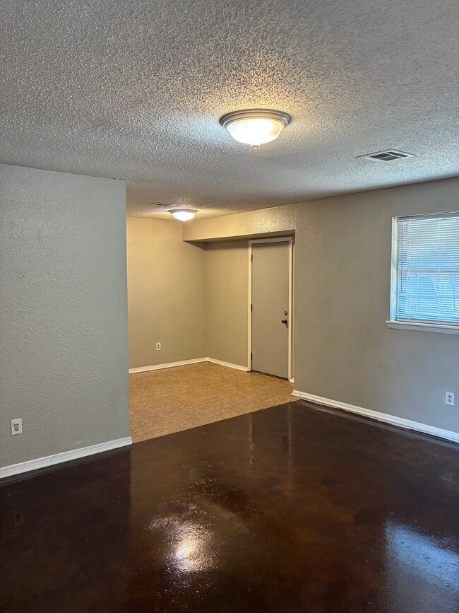 Photo - 1013 NW 25th St