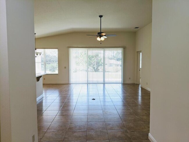 Photo - 1882 W Angelica Loop