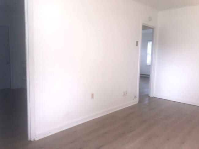 Photo - One Bedroom One Bathroom Home in St. Albans