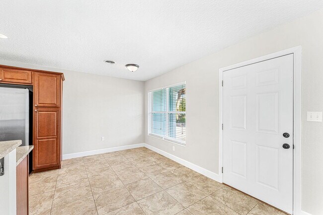 Photo - 406 N Neptune Dr