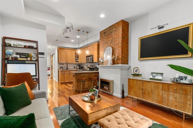 Photo - 447 Pavonia Ave Unidad 1L